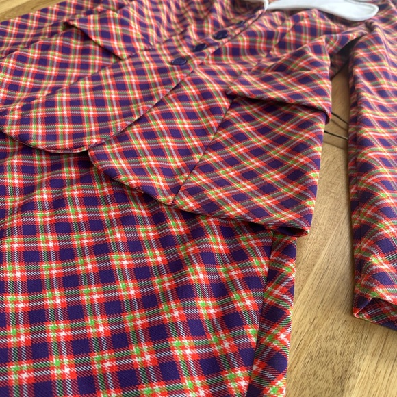 Ladies Joseph Ribkoff Vintage Suit - circa 1973 in pristine condition - Picture 2 of 3